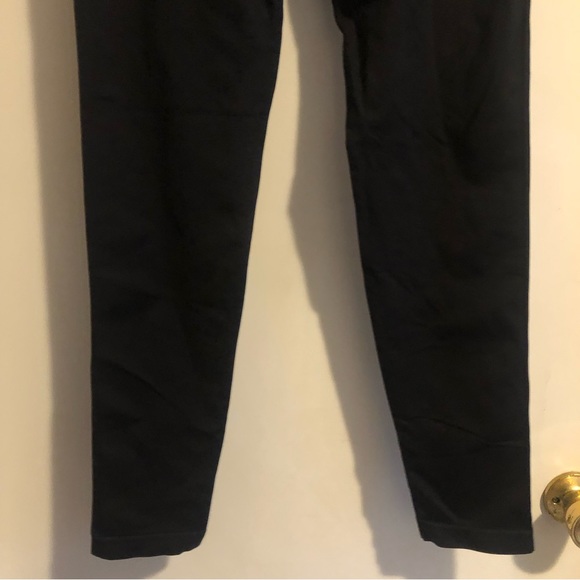 ❤️BLANQI Everyday Black Maternity Leggings Size XXL - Picture 4 of 5